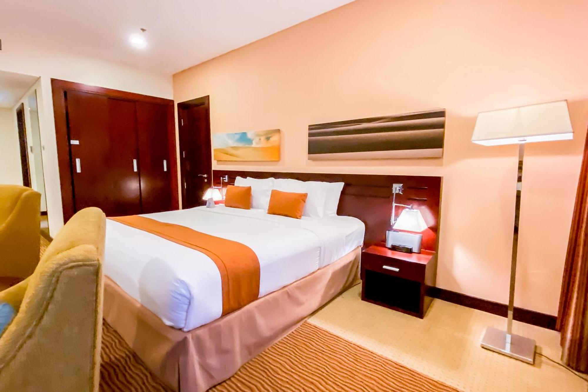 City Seasons Hotel & Suites Maskat Exteriér fotografie